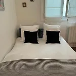Montmartre studio cosy